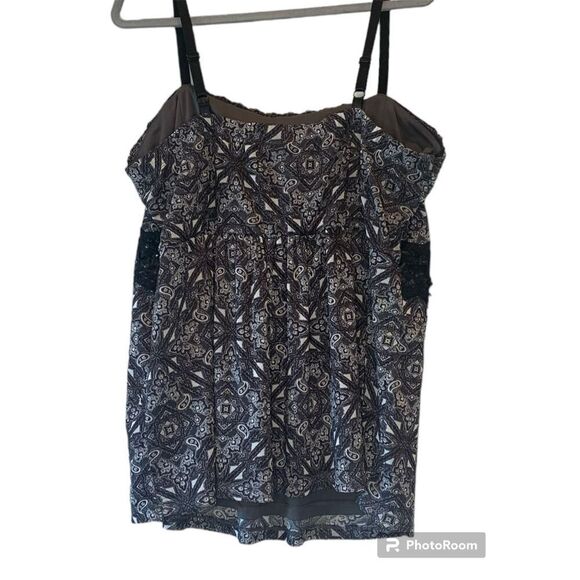 TORRID Size 3 Black and White Embellished Tank Top - Picture 2 of 4